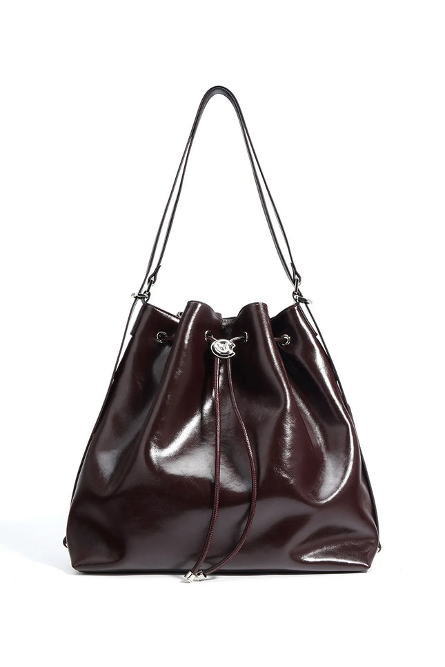 Isalyn – Lederen bucket tote voor vrouwen die in hun kracht staan | Earth Chique Collectie