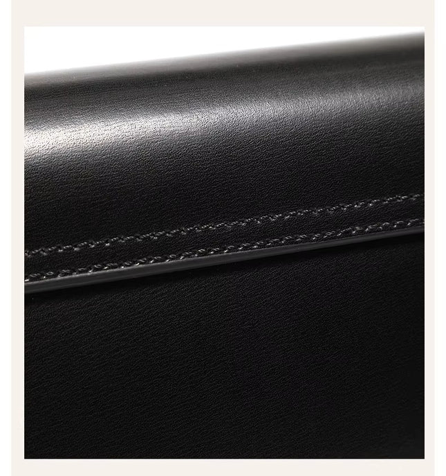 Luma – Vintage schoudertas | Een serene krachtbron in glanzend leer | Sereen Collectie