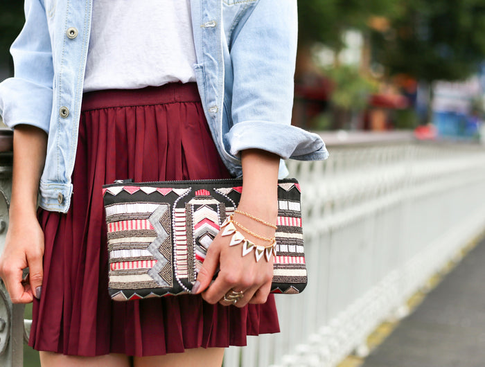 <h2>Statement Pieces</h2><p><br/>Voor de vrouw die durft te verschijnen. Die haar waarheid belichaamt en<br/>daar niet stil over is. Elk item is een krachtig anker – een blikvanger met een<br/>ziel, een stil statement vol zeggingskracht.<br/><br/><br/><br/></p>